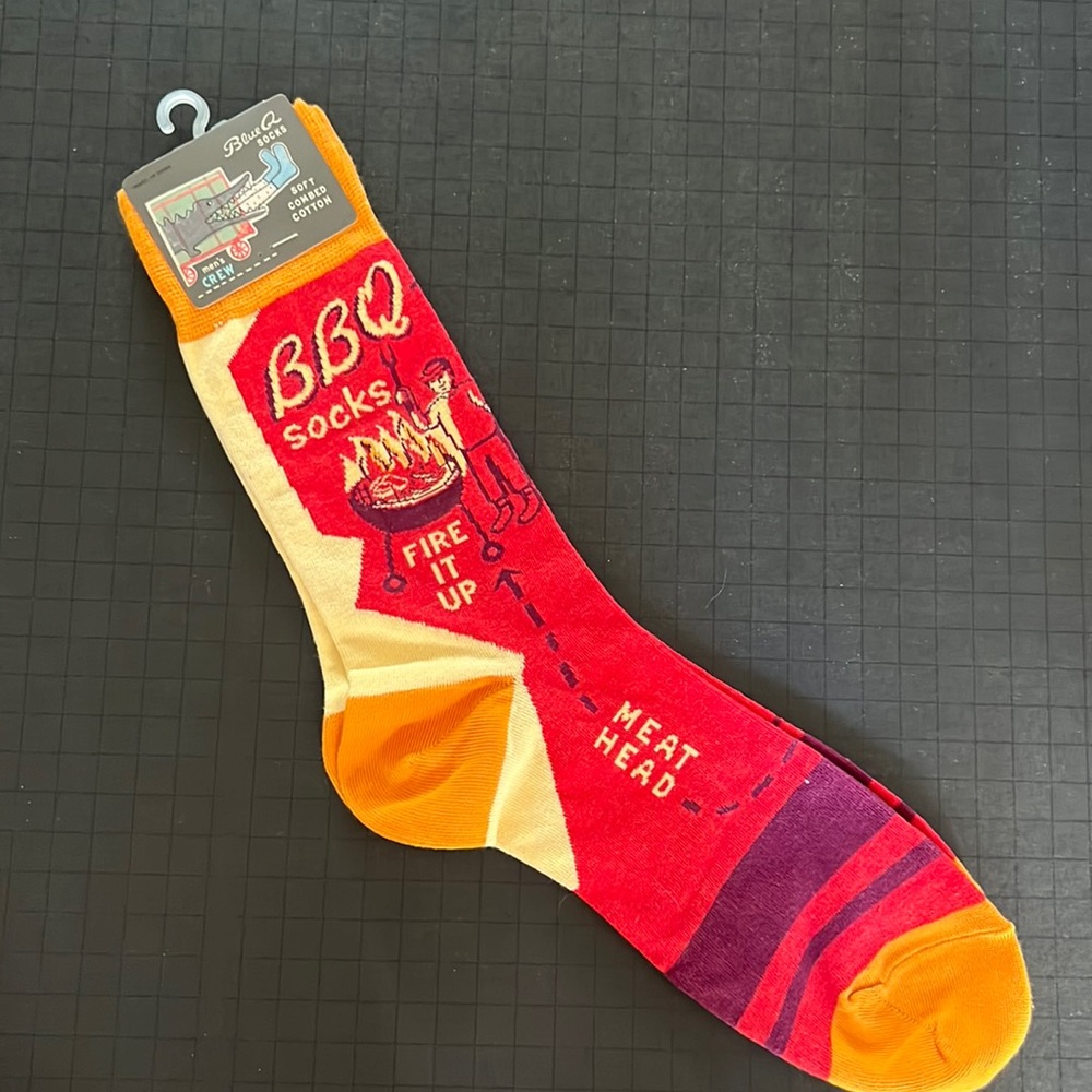 Men’s Blue Q Socks, BBQ Fire It Up, Shoe Size 7-12, NWT